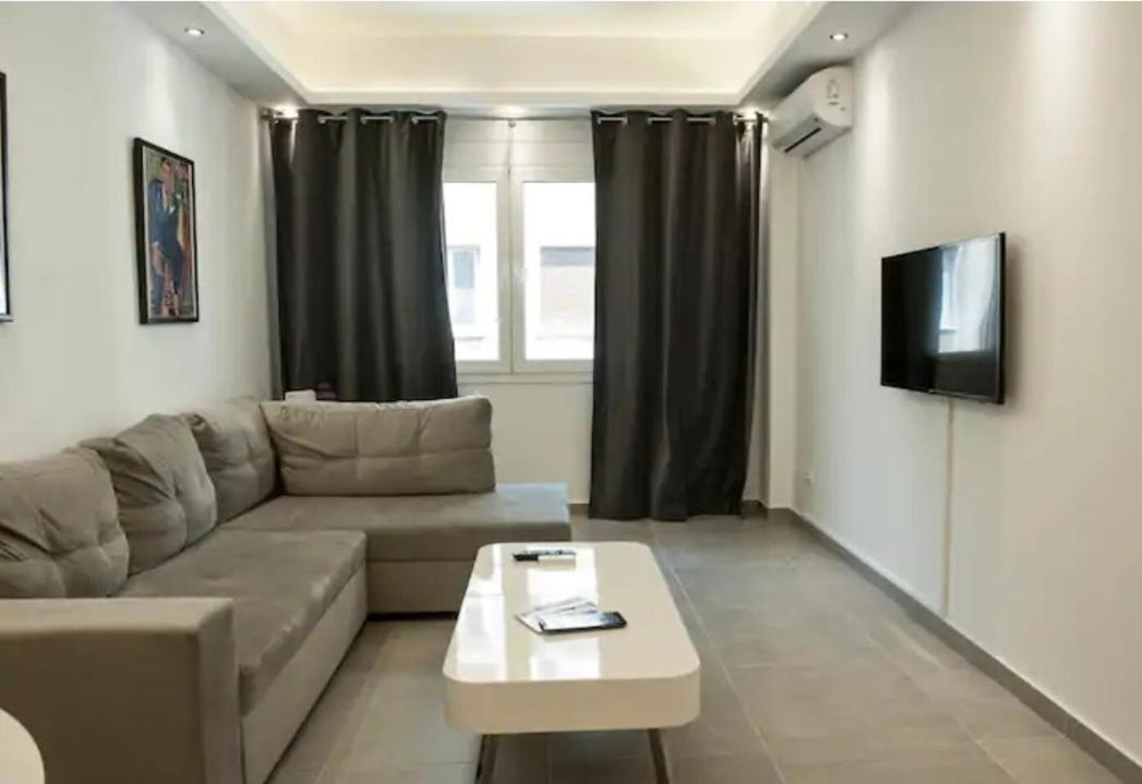 Syntagma Voulis Street Modern Apartment